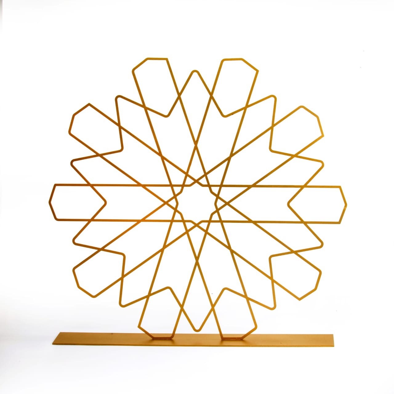 Metal geometric star stand - S/Stand étoile géométrique en métal - S