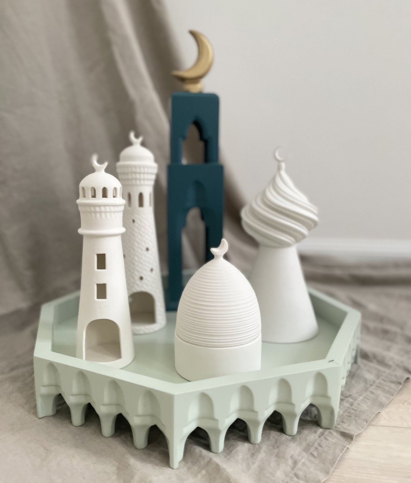 Muqarnas Minaret table stand L/Minaret Muqarnas stand L